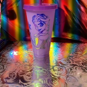Custom made changing color cups